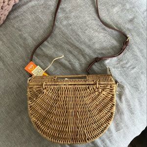 Woven Basket-Style Detachable Crossbody/Wrislet